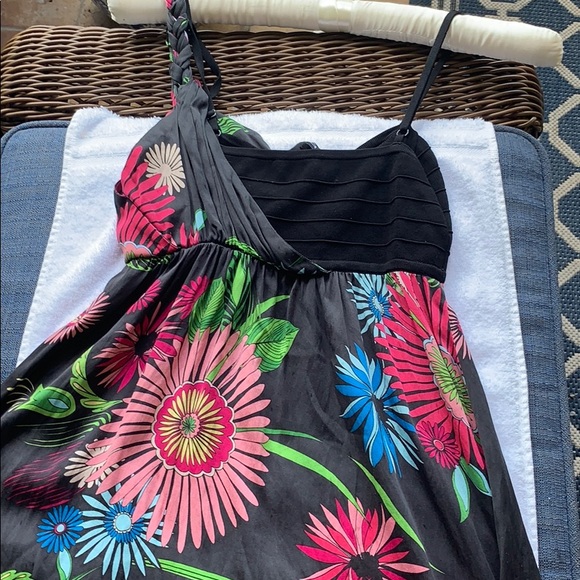 Adorable multi color tropical floral summer dress - Picture 5 of 7